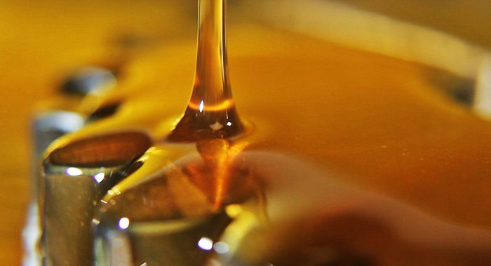 dabbing hash oil extraction
