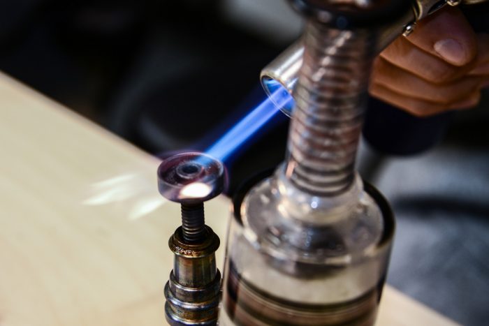 dabbing marijuana nail torch